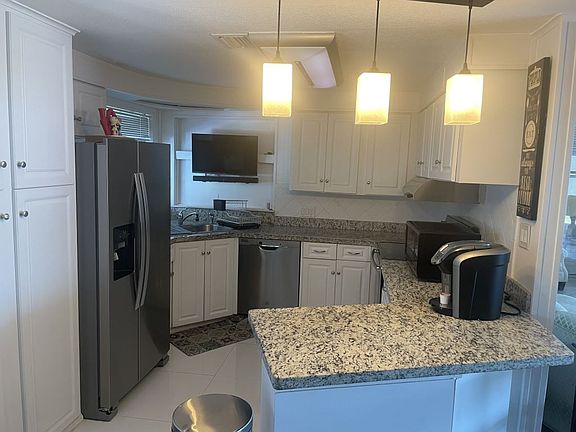 3rd image of 4367 72nd St N #1295
