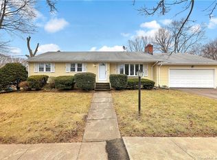 60 Beth Dr, Stratford, CT 06614