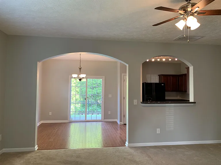 8350 Rossi Rd — Photo 6