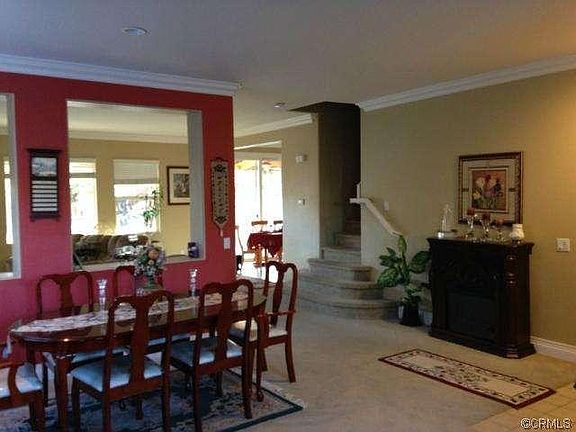 5th image of 852 Melville Ave