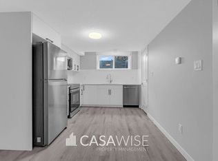 11927 125th St NW #BASEMENT, Edmonton, AB T5L 0S3