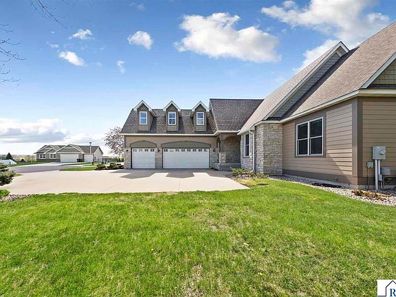 2nd image of 1804 Orchard Rdg