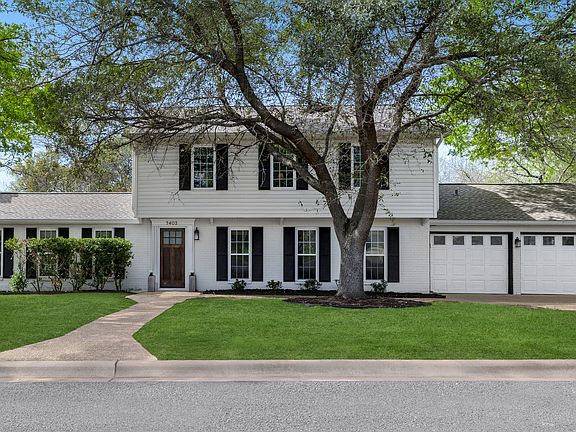 4th image of 2403 Comburg Castle Way