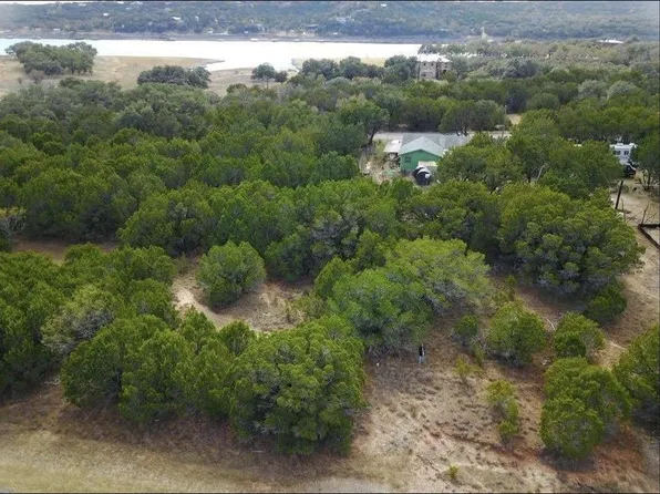 21407 Highland Lake Dr, Leander, TX 78645