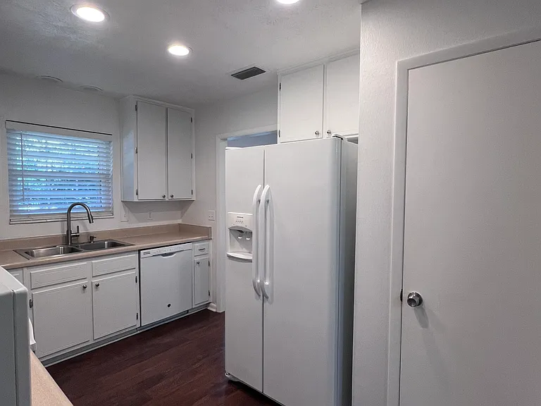 4926 Lester Rd — Photo 12