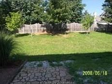 4th image of 13 Westhampton Ct