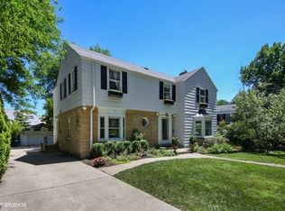 423 N Garfield Ave, Hinsdale, IL 60521