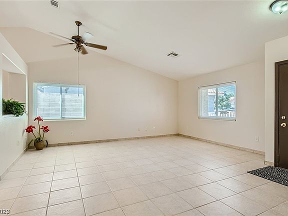 3rd image of 1217 Stonesthrow Cir