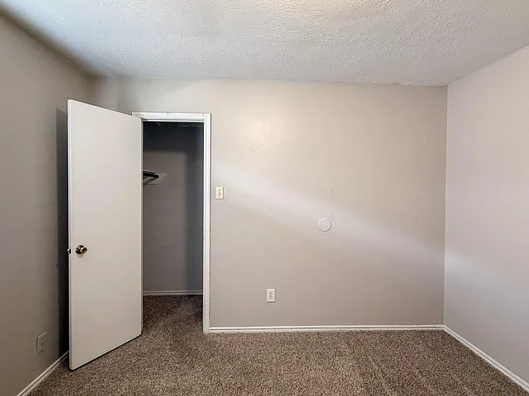 503 Willow West Dr — Photo 20