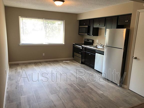 2nd image of 5625 S Grand Blvd APT 1C