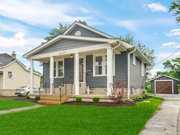 8235 Harrison Ave, Munster, IN 46321