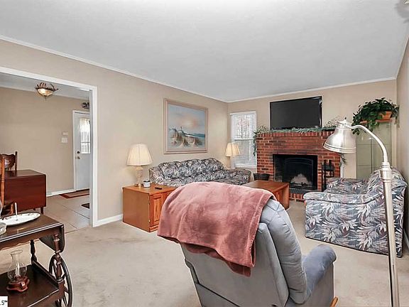4th image of 4949 Country Oaks Dr