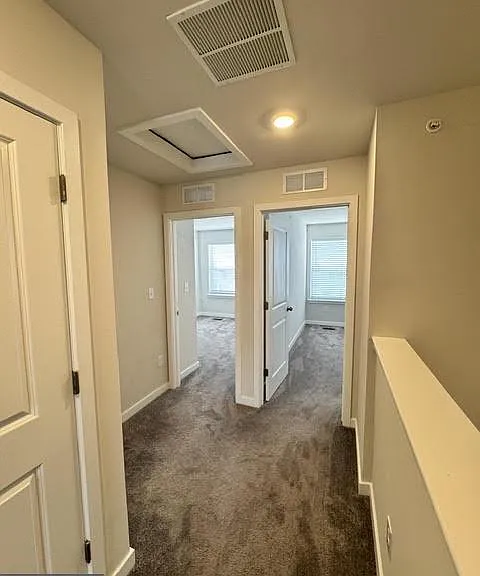 75 Continental Way — Photo 31