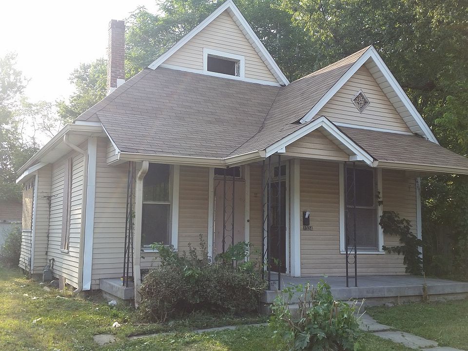 1st image of 1324 Sharon Ave