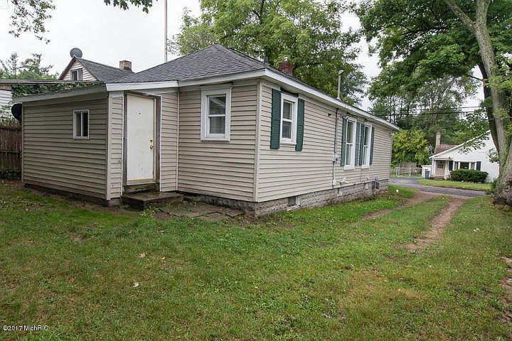1st image of 24 Bradford St
