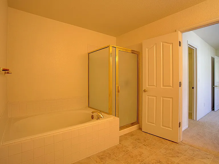 2770 Whitetail Cir — Photo 16