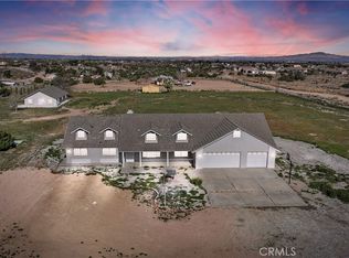 11272 Muscatel St, Oak Hills, CA 92344