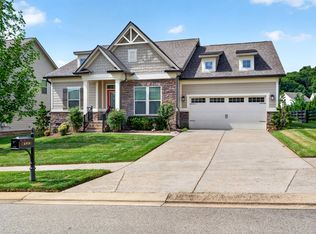 6910 Wellsford Ln, College Grove, TN 37046