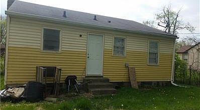 2nd image of 3639 Hillside Ave