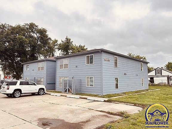 3rd image of 2031 NW Logan St