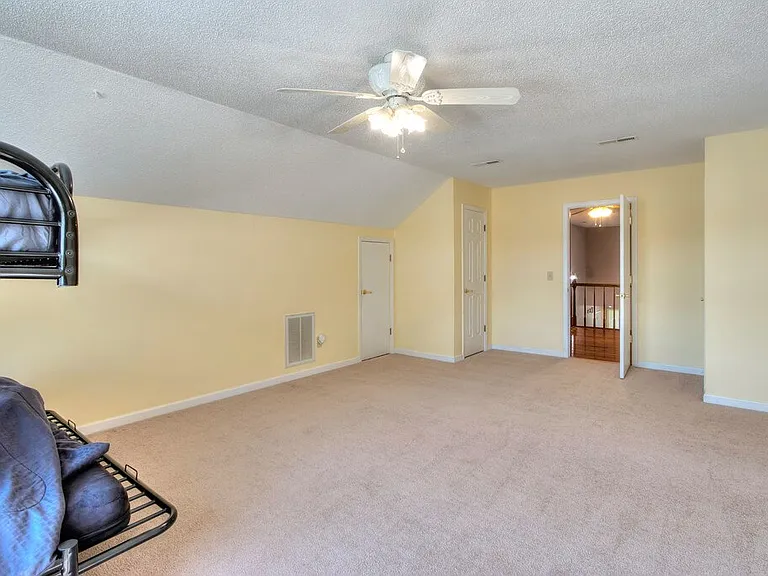 6435 Montpelier Ln — Photo 26