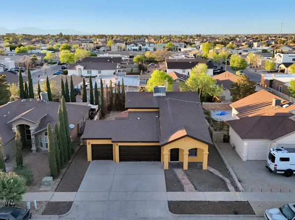 14041 Lago Seco Dr, Horizon City, TX 79928