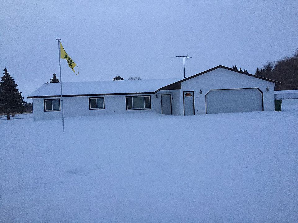1st image of 641 4th Ave E