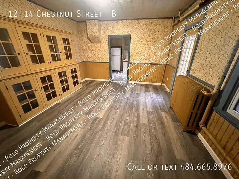 12-14 Chestnut St #B — Photo 2