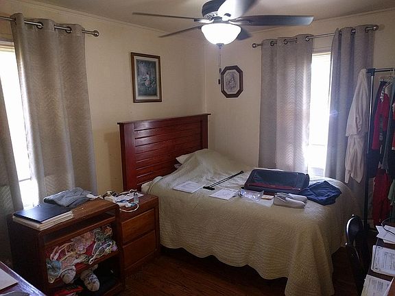 3rd image of 319 N Prospect Dr