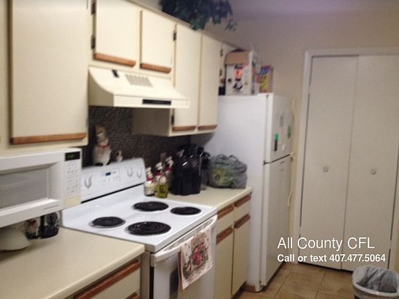 3rd image of 4225 Thornbriar Ln APT O305