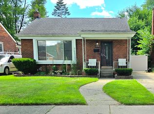 8299 Riverdale St, Dearborn Heights, MI 48127