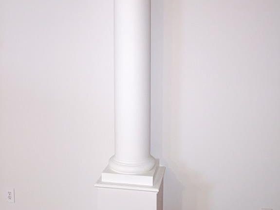 2nd image of 275 S Limestone Unit 310