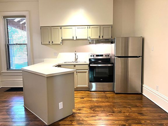 3rd image of 82-94 W 1st Ave #90