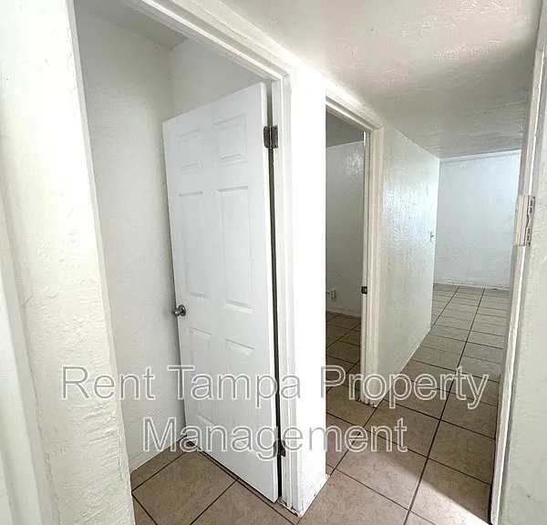 626 31st St S — Photo 16