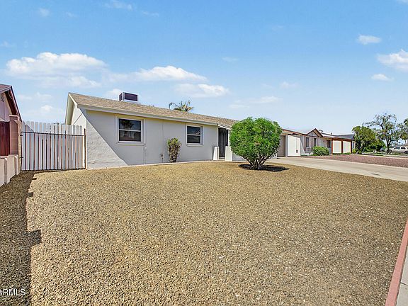 3rd image of 14008 N 37th Place