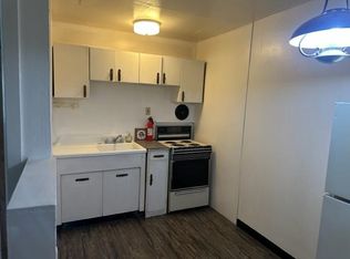 101 Main St APT 1, Roebling, NJ 08554