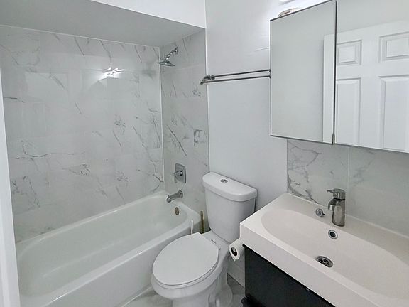 3rd image of 8649 W Foster Ave APT 3B