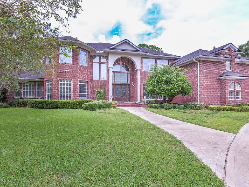 1st image of 10190 Golf Club Dr