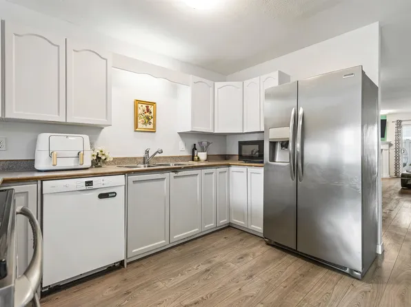 46735 Yale Rd #5, Chilliwack, BC V2P 2S3