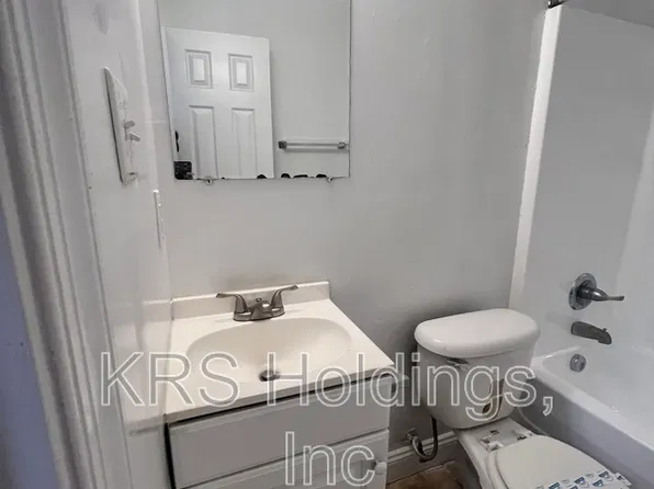 2102 Phaup St APT B, Richmond, VA 23223