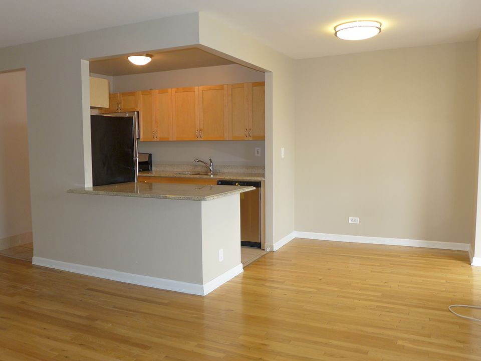 1st image of 310 Greenwich St #310-31D