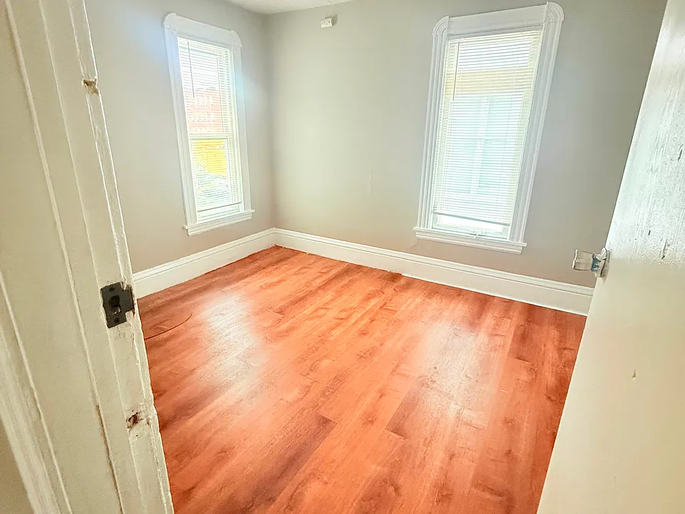 2401 Ferrant Pl