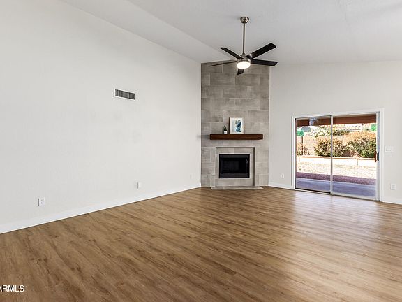 5th image of 1202 E GROVERS Avenue