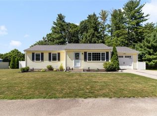 14 Black Walnut Dr, Coventry, RI 02816