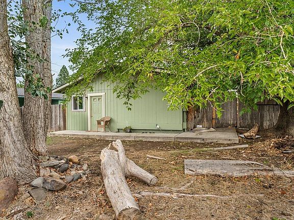 2nd image of 8254 Kimberly Ct