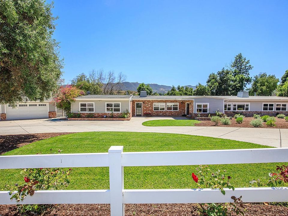 1st image of 481 Calle Yucca