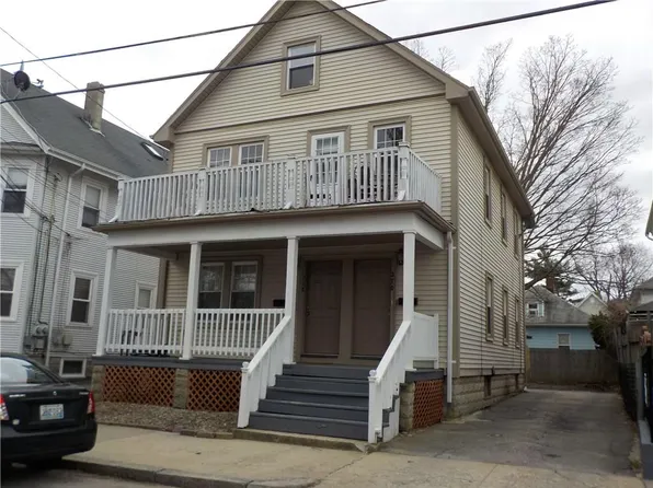 368 Smith St, Cranston, RI 02905