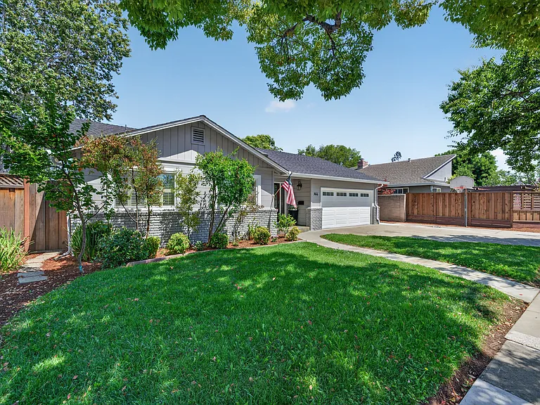 366 Manchester Ave — Photo 48