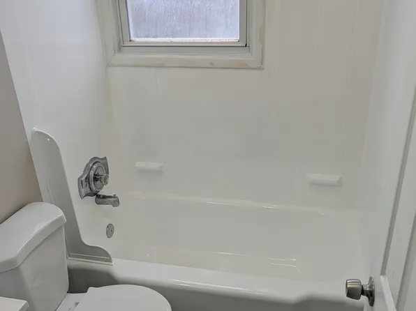 8023 Gray Haven Rd, Dundalk, MD 21222