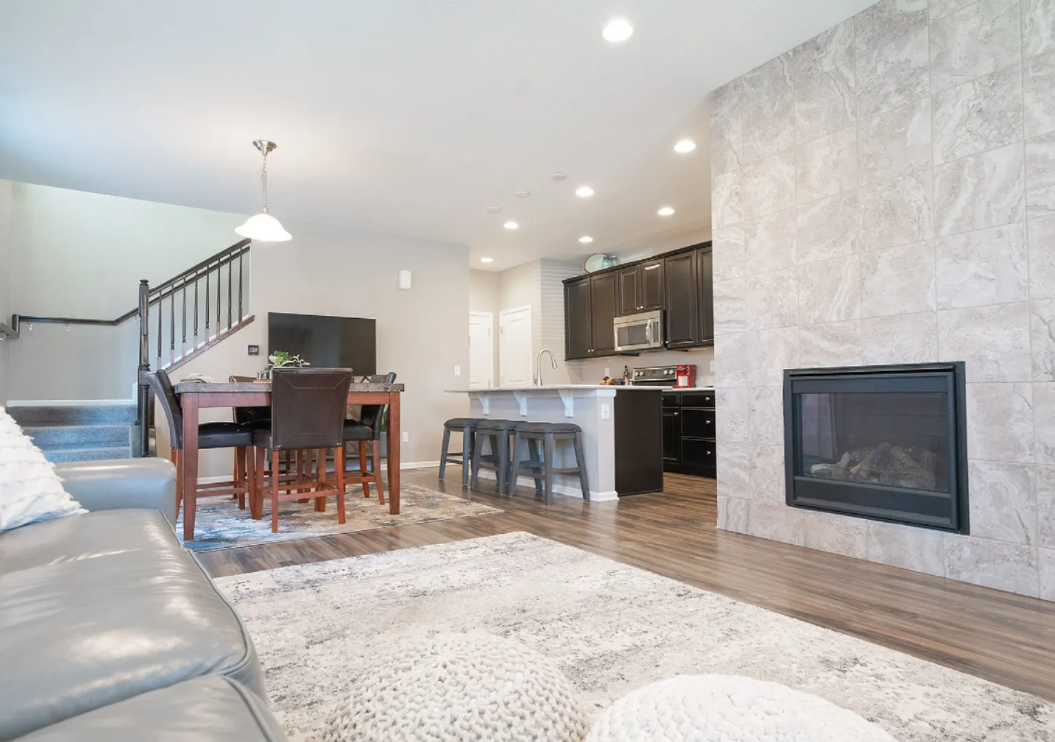 Paired home in SE Denver. — Photo 3